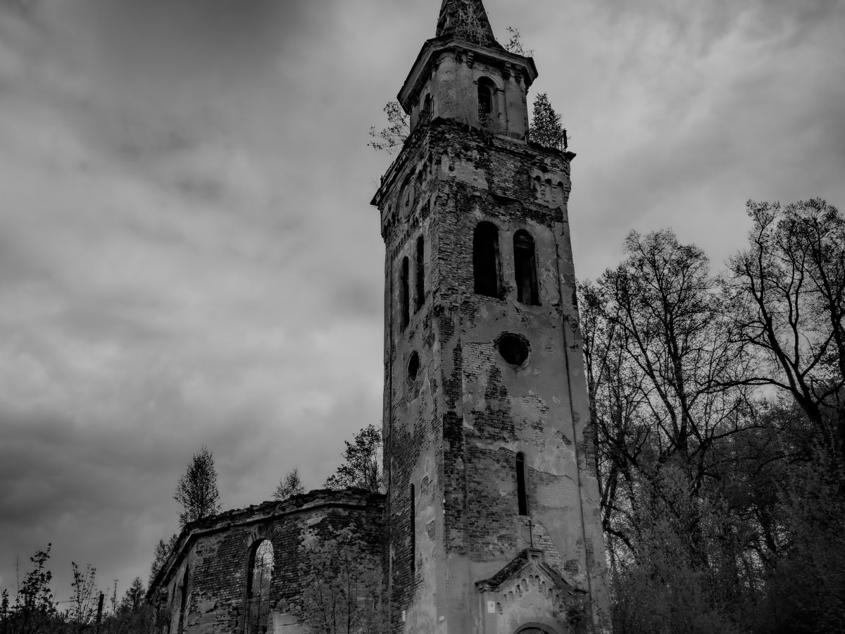 Lost Place: Kirchenruine Unisław&nbsp;Śląski.